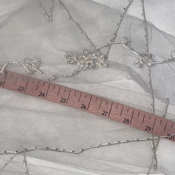 Ivory Beaded Wedding Veil With Floral Embellishments - Picture 4 of 9